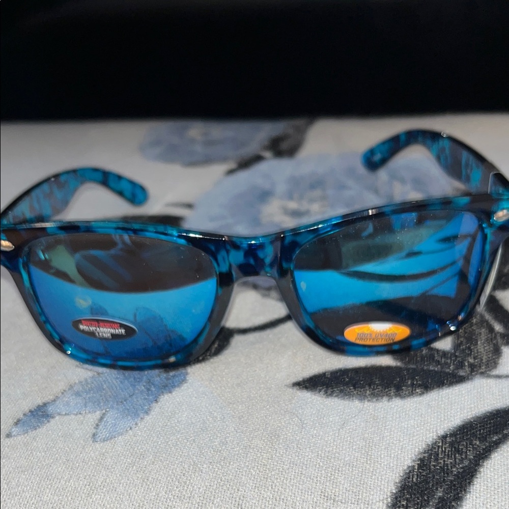 Men's Blue Patterned Sunglasses